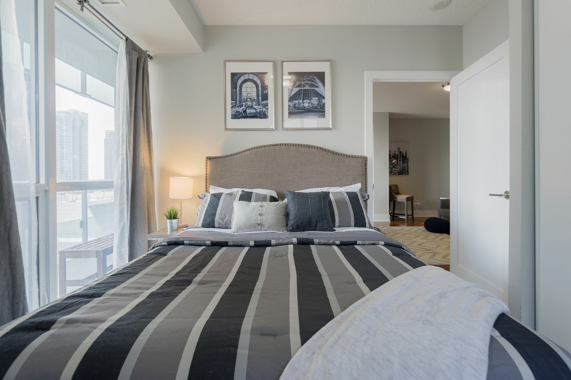 Diamond Suite Toronto Eksteriør billede